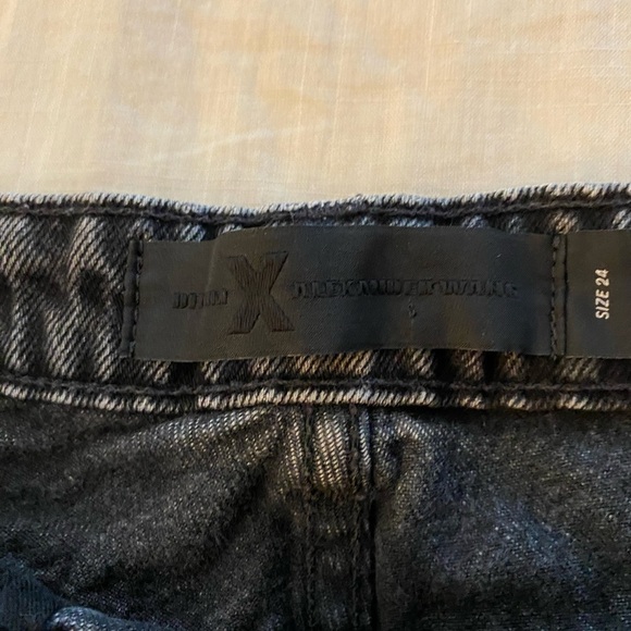 ALEXANDER WANG Bite Distressed Denim Shorts (10) - Picture 6 of 8